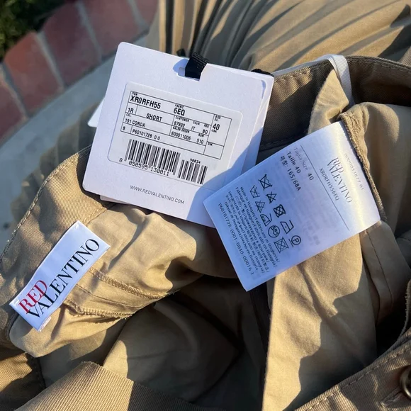 Red Valentino Pleated Mini Skirt Beige Tan Micro Skort Size 40 US 4 Small NWT - Picture 3 of 7